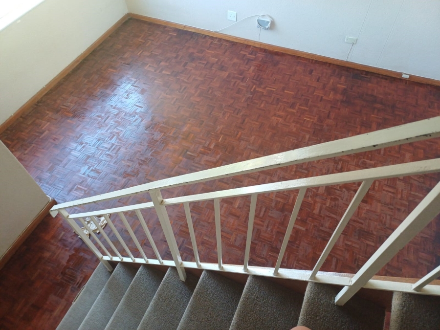 To Let 2 Bedroom Property for Rent in Blomtuin Western Cape